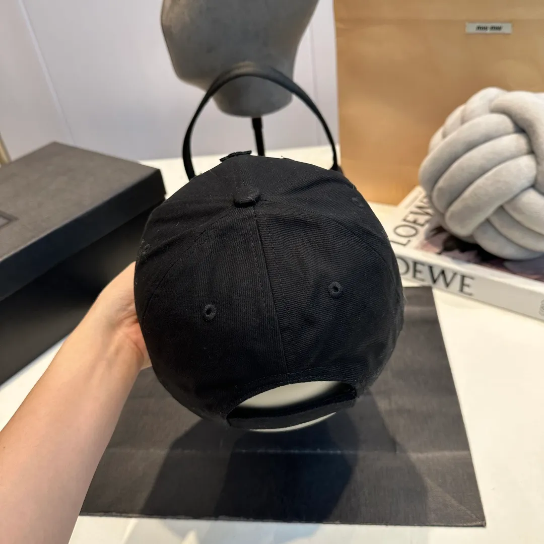 P50 Croxin's new high-quality baseball cap, high-end customized version! The same style as the internet celebrity fashion blogger! Wall crack recommended! Great quality! Head circumference 57cm